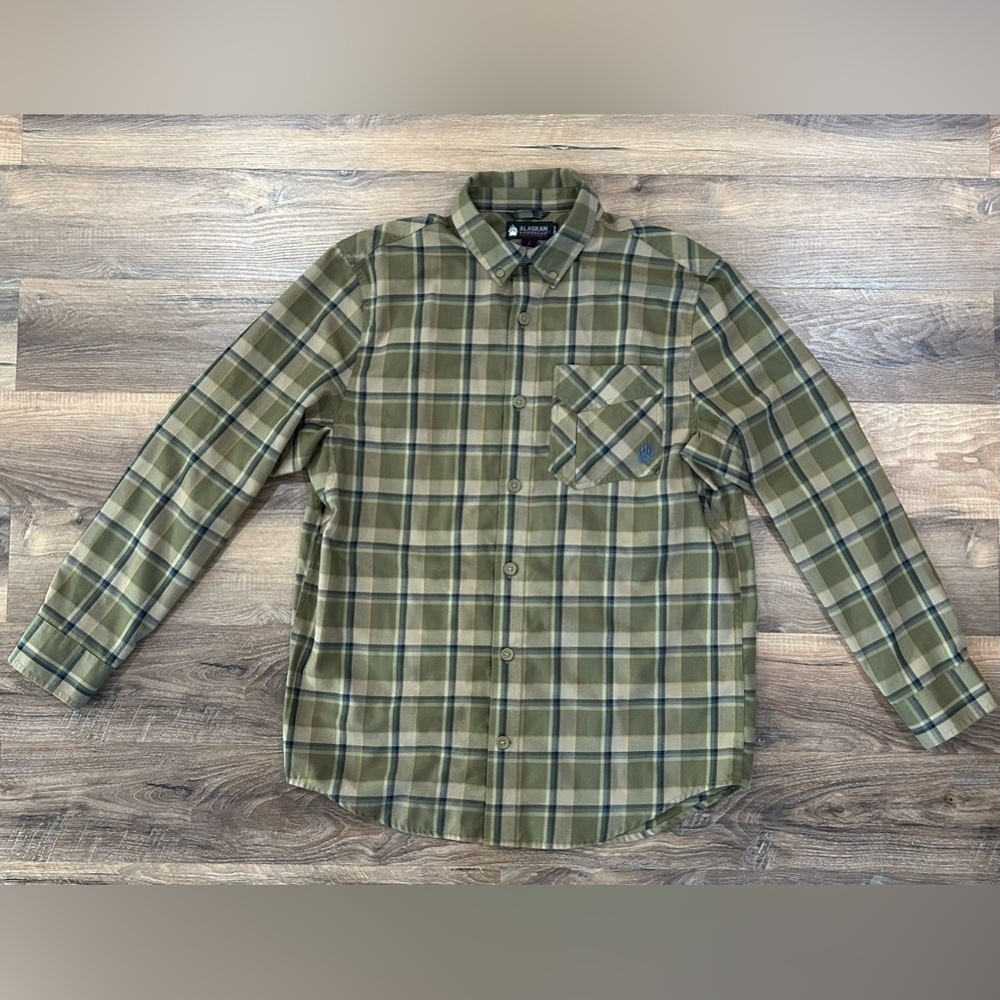 Duluth Trading Co Alaskan Hardgear Green Plaid Long Sleeve Button Down Large